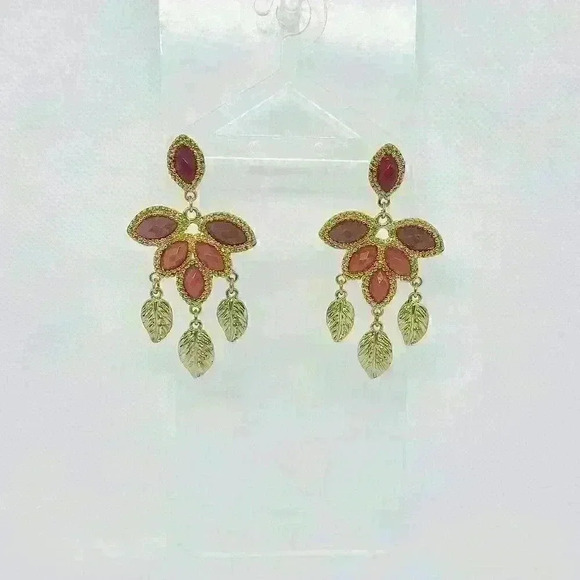 Dashing Dangling Statement Earrings in Red - Picture 1 of 4